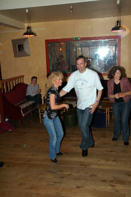 min 2006 05 02 latino 122